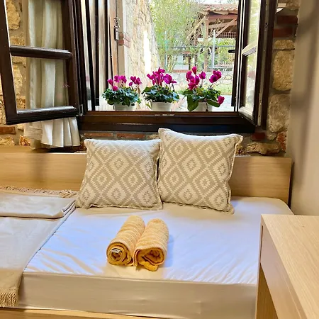 Boutique Stone House Psakoudia