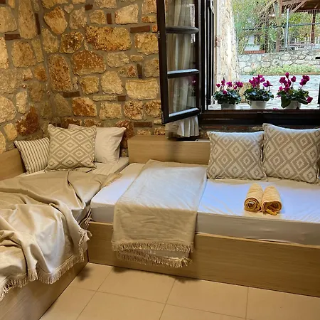 Boutique Stone House Country house *