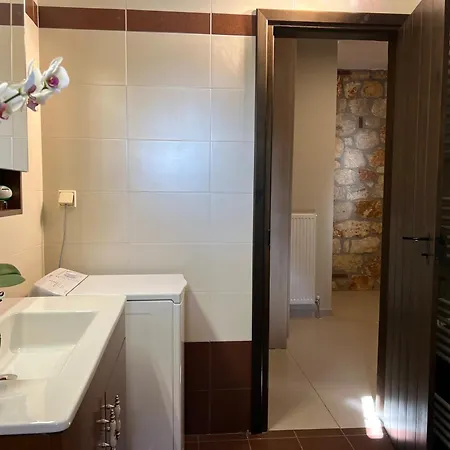 Boutique Stone Psakoudia