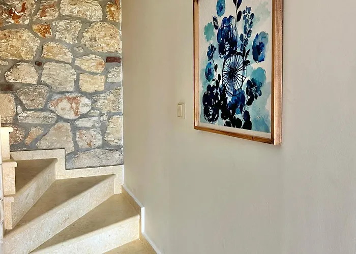 Lantställe Boutique Stone