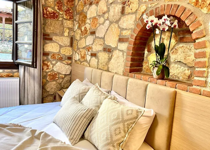 Boutique Stone * Psakoudia